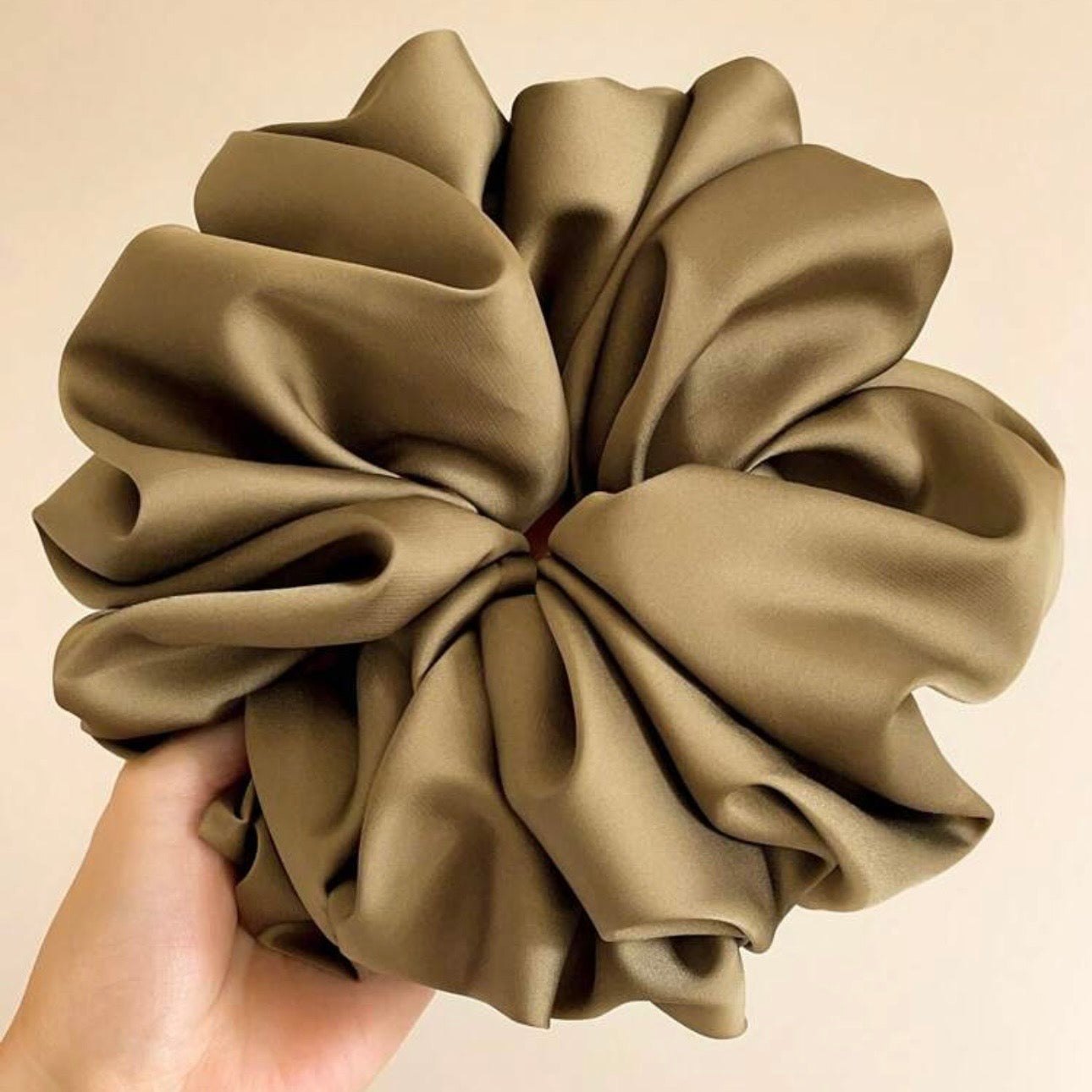 XXL hair scrunchie
